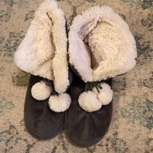 Cuddl Duds Fleece slippers/booties